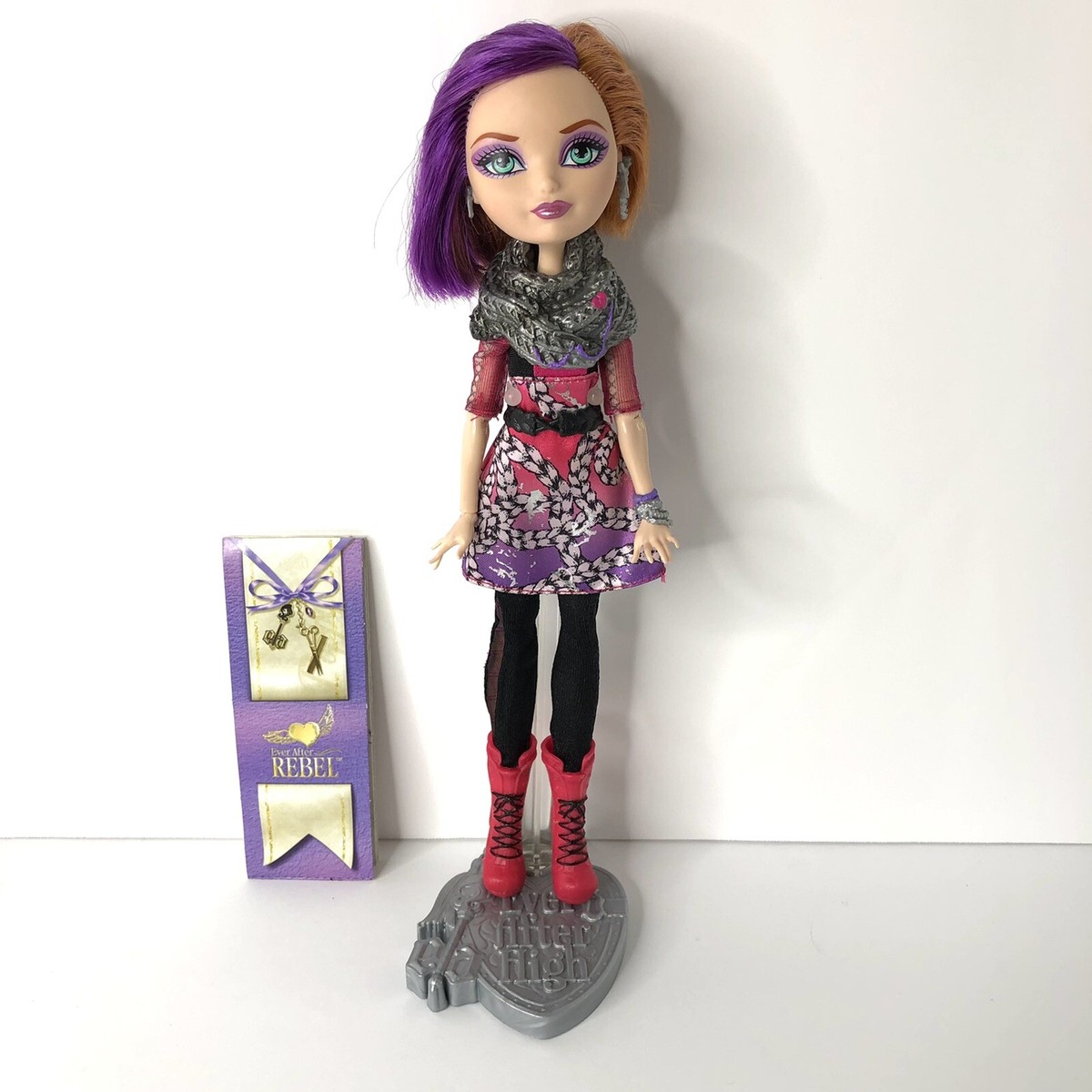 Ever After High Poppy O'Hair Doll with Stand and Booklet | eBay