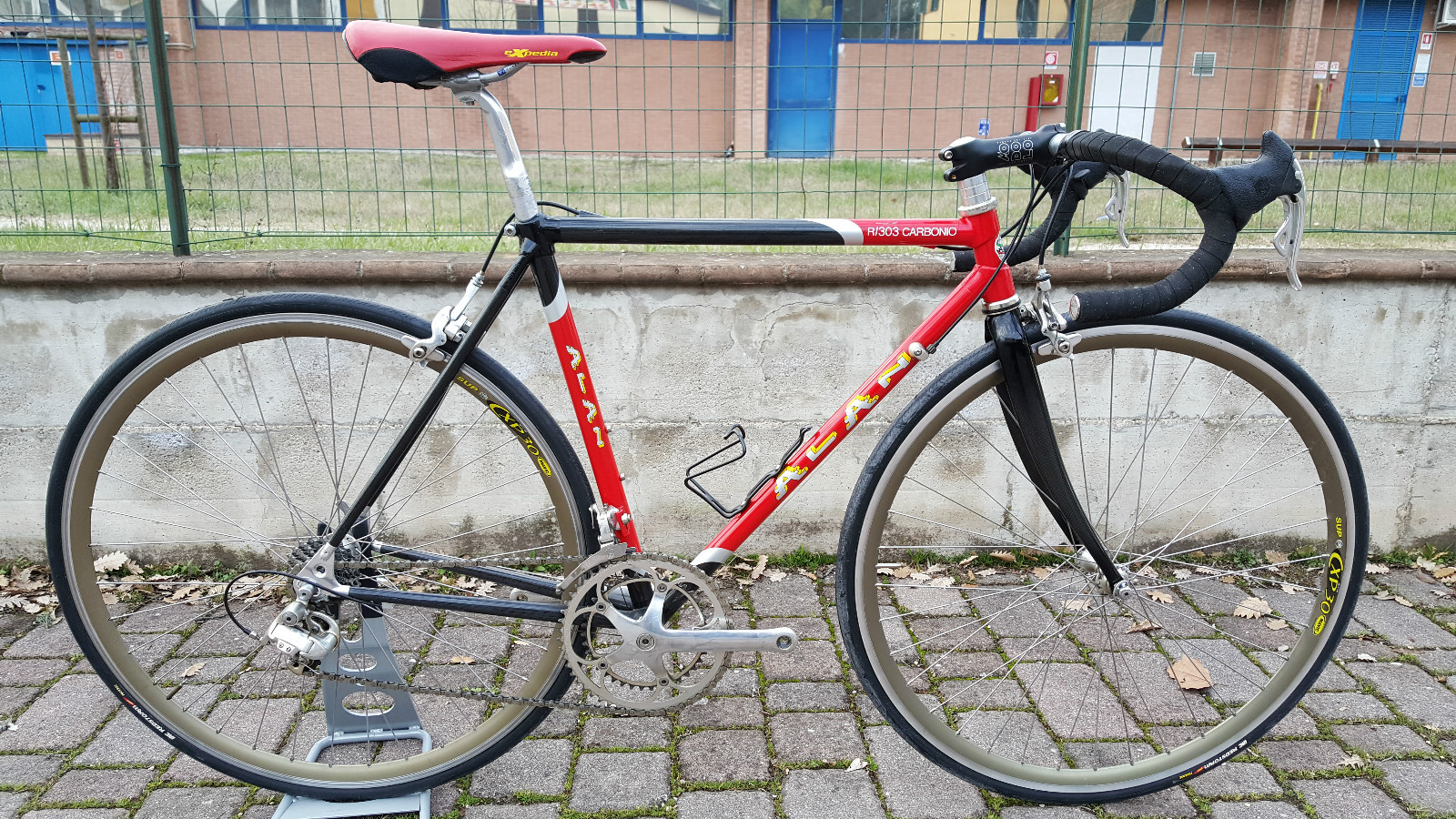 Foto 1 di 1