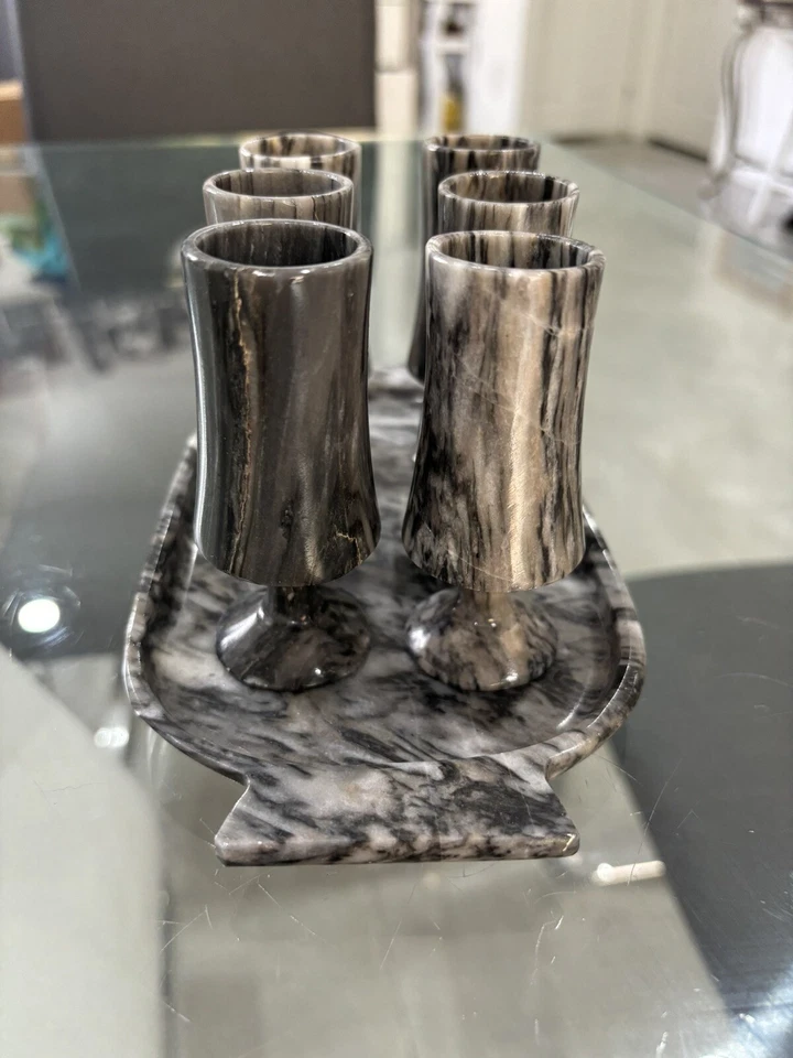 Juego de tazas de cristal de ónix con bandas negras con bandeja 1,5 oz Foto 3 de 4