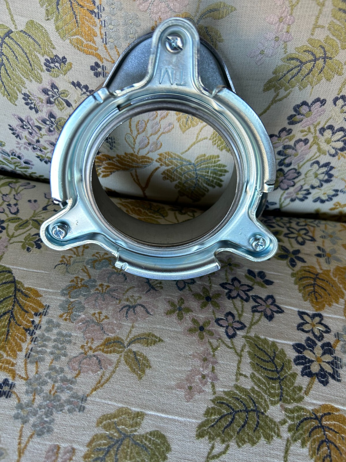Picture 2 of 3