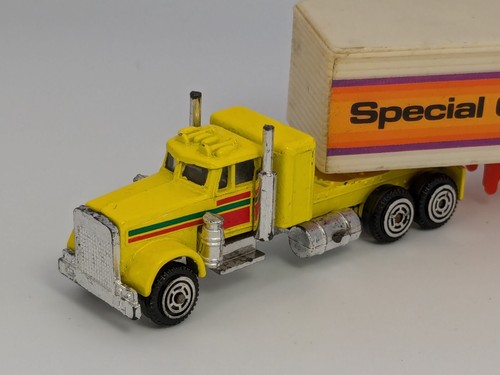 Vintage 1978 Universal Peterbilt Semi Truck Container Trailer Hong Kong Diecast - Picture 7 of 10