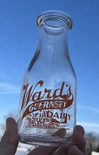 Salem OH Ohio WARD’S GUERNSEY DAIRY Orange Pyro Pint Milk Bottle Columbiana TRPP
