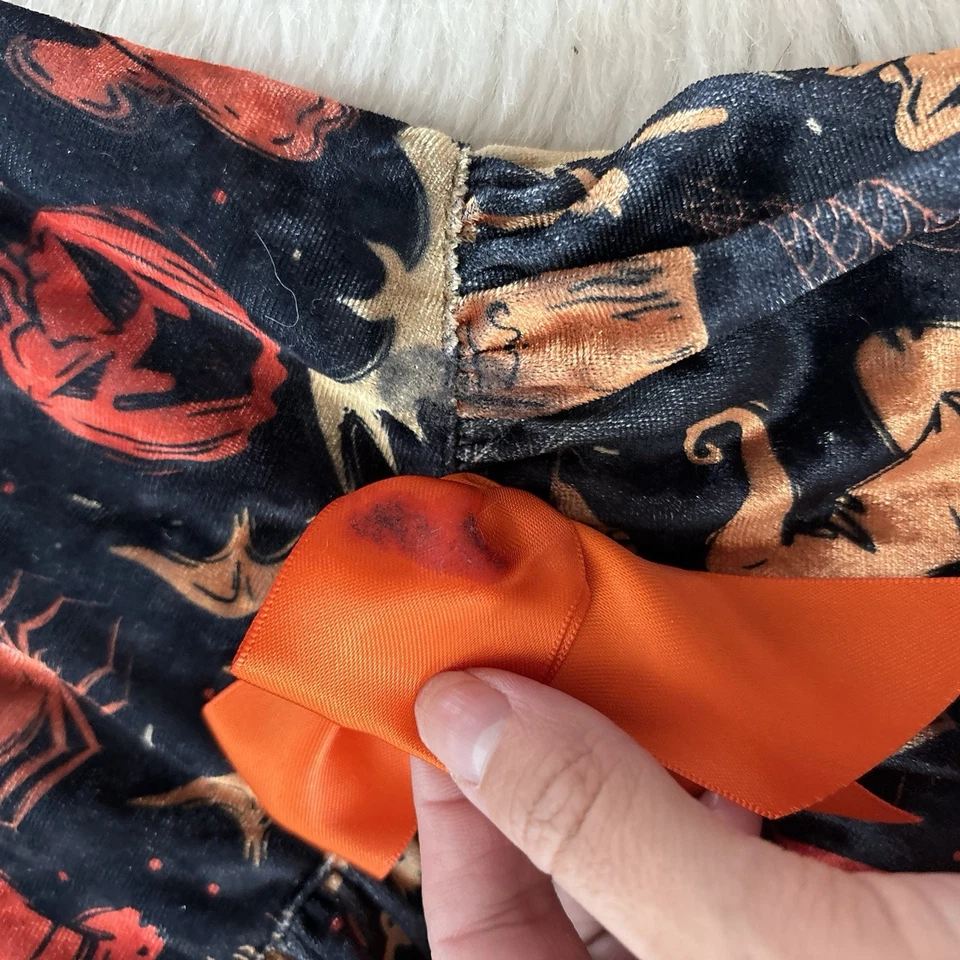 Vestido calce cálido de terciopelo negro y naranja espeluznante para perro de Halloween talla M Foto 2 de 4
