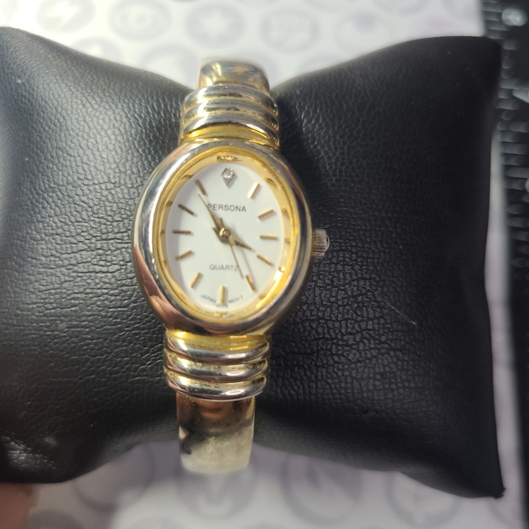 Persona Gold Quartz Cuff Watch 2\