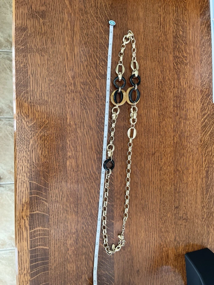 Hermoso collar de eslabones de cadena marrón ámbar largo de CHICO'S Foto 2 de 2