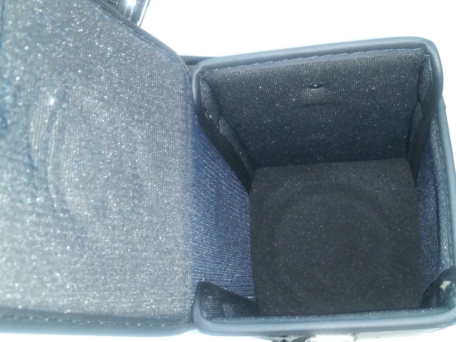 Picture 4 of 12