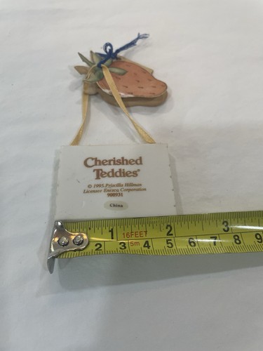Vintage 1995 Enesco Cherished Teddies Down Strawberry Lane - Picture 6 of 6