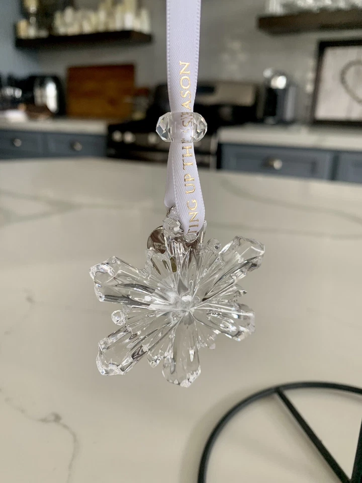 Waterford Mini Snowflake Crystal Ornament 2018 nuevo #40031773 **Envío gratuito** Foto 3 de 4
