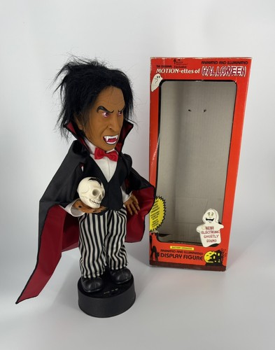 Figura de colección Telco Motionettes vampiro Halloween Drácula luces sonido 18" - Imagen 2 de 15