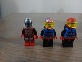 LEGO Space: Robo-Guardian (6949) 100% Complete w Minifigures & Instructions