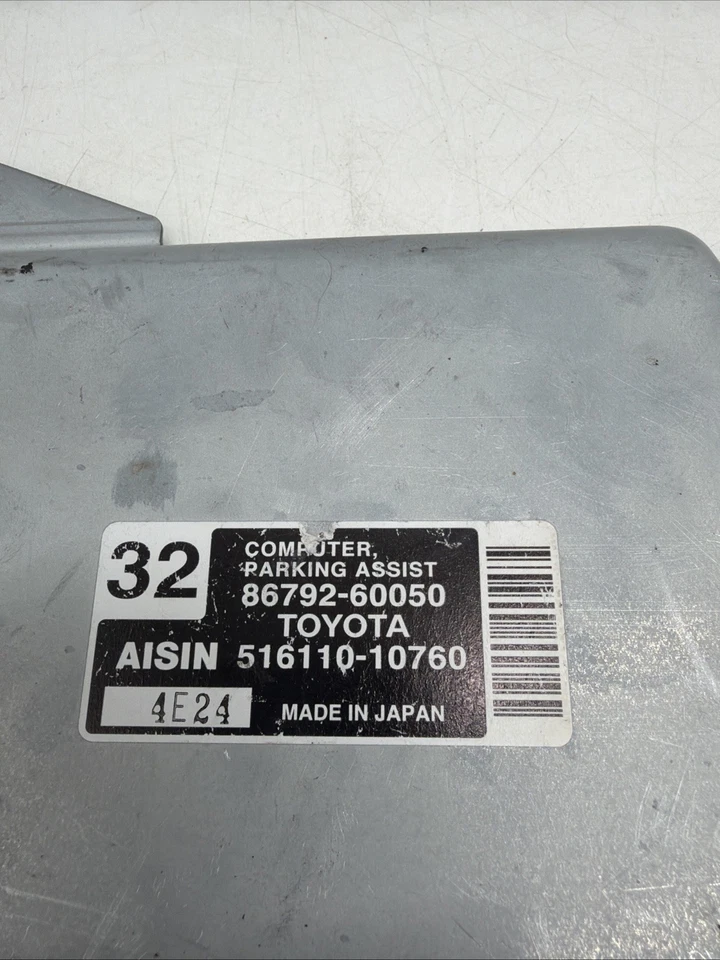 Módulo controlador de asistencia de estacionamiento Toyota Land Cruiser 2004-2007 86792-60050 OEM Foto 2 de 4