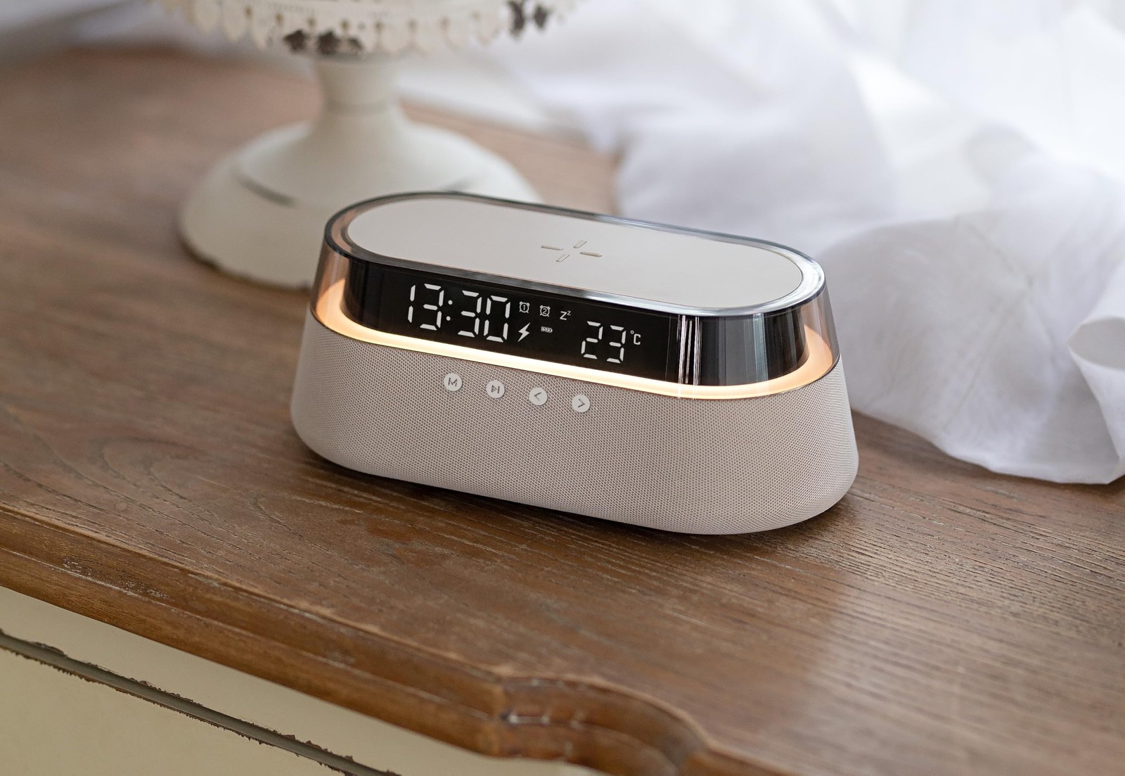 With Wireless Charging Station And Dual Speakers