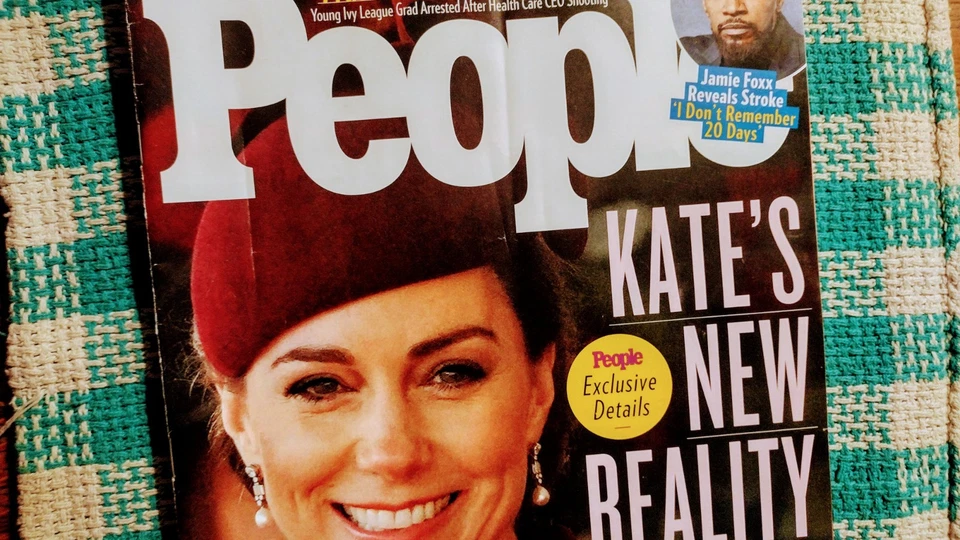 PEOPLE MAGAZINE - DECEMBER 23, 2024 - KATE'S NEW REALITY - Image 3 of 4