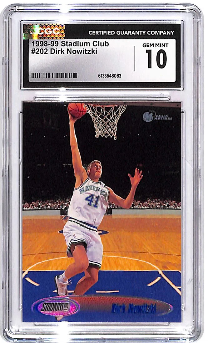 Dirk Nowitzki Basketball Grade 10 Rookie Sports Trading Cards 