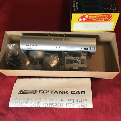ROUNDHOUSE HO-SCALE 50  D.O.D.X. MODERN TANK CAR KIT #7827 BRAND NEW!!!