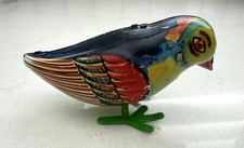 Tin Wind Up Walking Bird Toy Made in China Vintage Style Litho Working 3