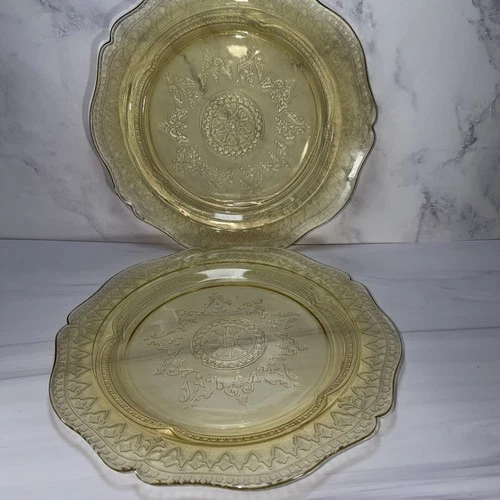 Set Of 2 Yellow Depression Glass Plate Vintage Patrician Spoke by Federal 11”