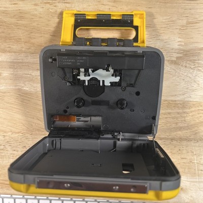 SONY SPORTS WM-SXF10 カセットプレーヤー SONY WM-SXF16 Sports Mega