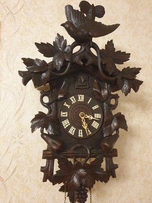 Antike Schwarzwälder Kuckucksuhr - Antique Black Forest  Cuckoo Clock