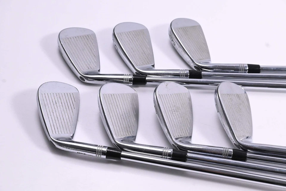 Wilson Staff Model 2024 CB Irons / 4-PW / Stiff Flex Dynamic Gold S300 Shafts - Image 3 of 4
