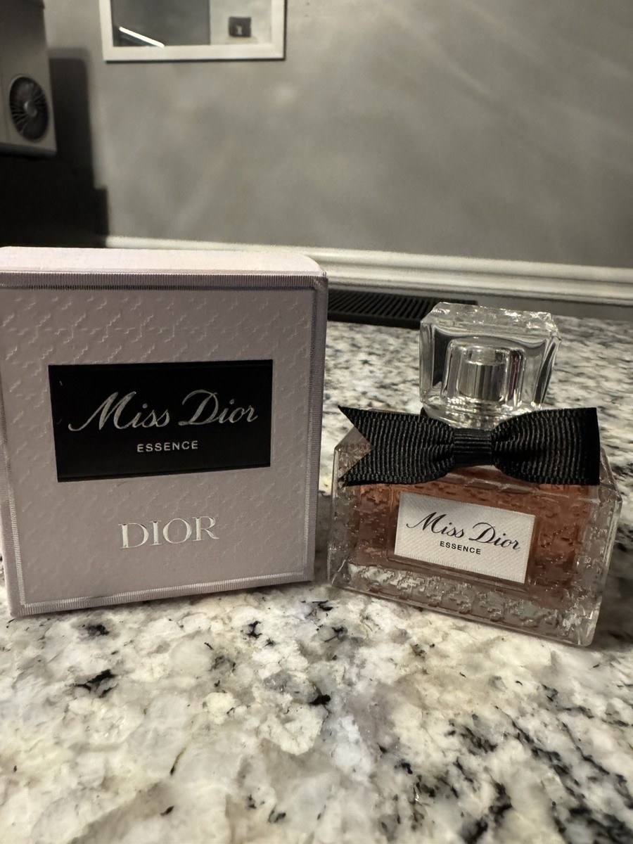 人気メーカー Miss Dior Essence 35ml 【公式通販】