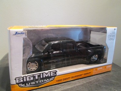 1 : 24  Chevrolet Chevy Silverado Dooley  1999  schwarz  Jada Big Time Kustoms