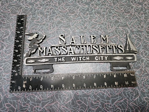 CAST METAL Salem Massachusetts SOUVENIR LICENSE PLATE TOPPER "The Witch City"