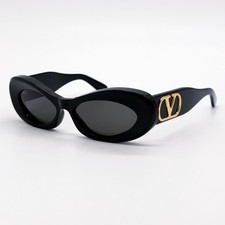 Valentino sunglasses Black with gold WITH FULL PACKAGE Model: VLS-178A Valentino V-GOLDCUT-II VLS 114A Sunglasses - US main image 2