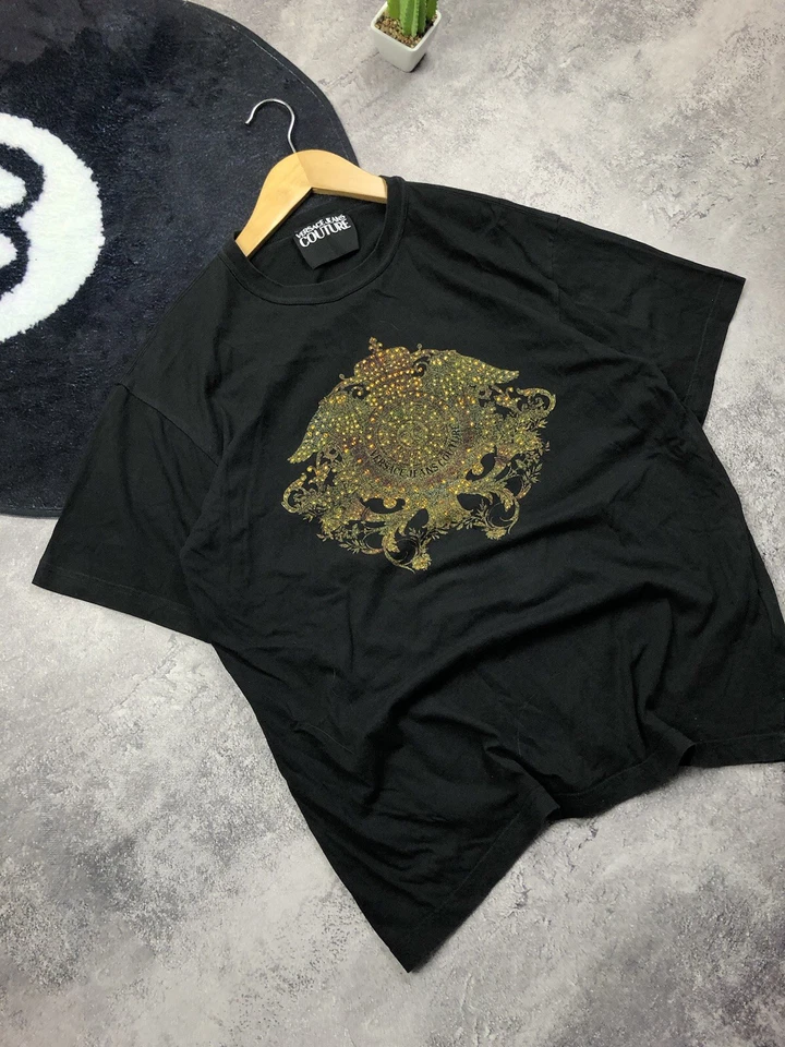 Camiseta Versace Jeans Alta Costura Lujo Logo Grande Ropa de Calle Y2k Talla M  Foto 3 de 4