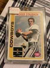 1978 Topps Roger Staubach #290 - CENTERED STUNNER