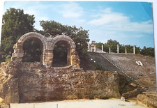 Carte postale - Vaison la Romaine (84) Le Théâtre, les "lunettes" et portique