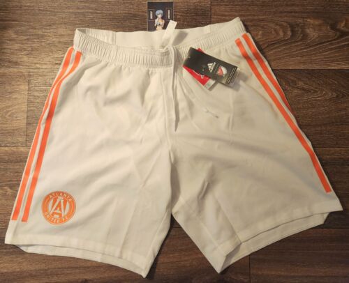 NWT Adidas MLS Atlanta United Aeroready Authentic Player Shorts White M CD3632  - Picture 1 of 6