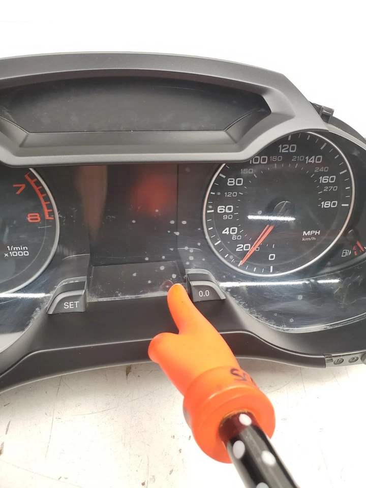 AUDI A4 2009-2012 TABLERO DELANTERO CUADRO DE INSTRUMENTOS VELOCÍMETRO CALIBRE 8K0920980A Foto 4 de 4