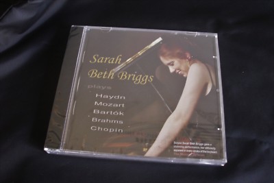 SARAH BETH BRIGGS, Piano 'Plays Haydn, Mozart, Bartok, Brahms, Chopin' SML MP14