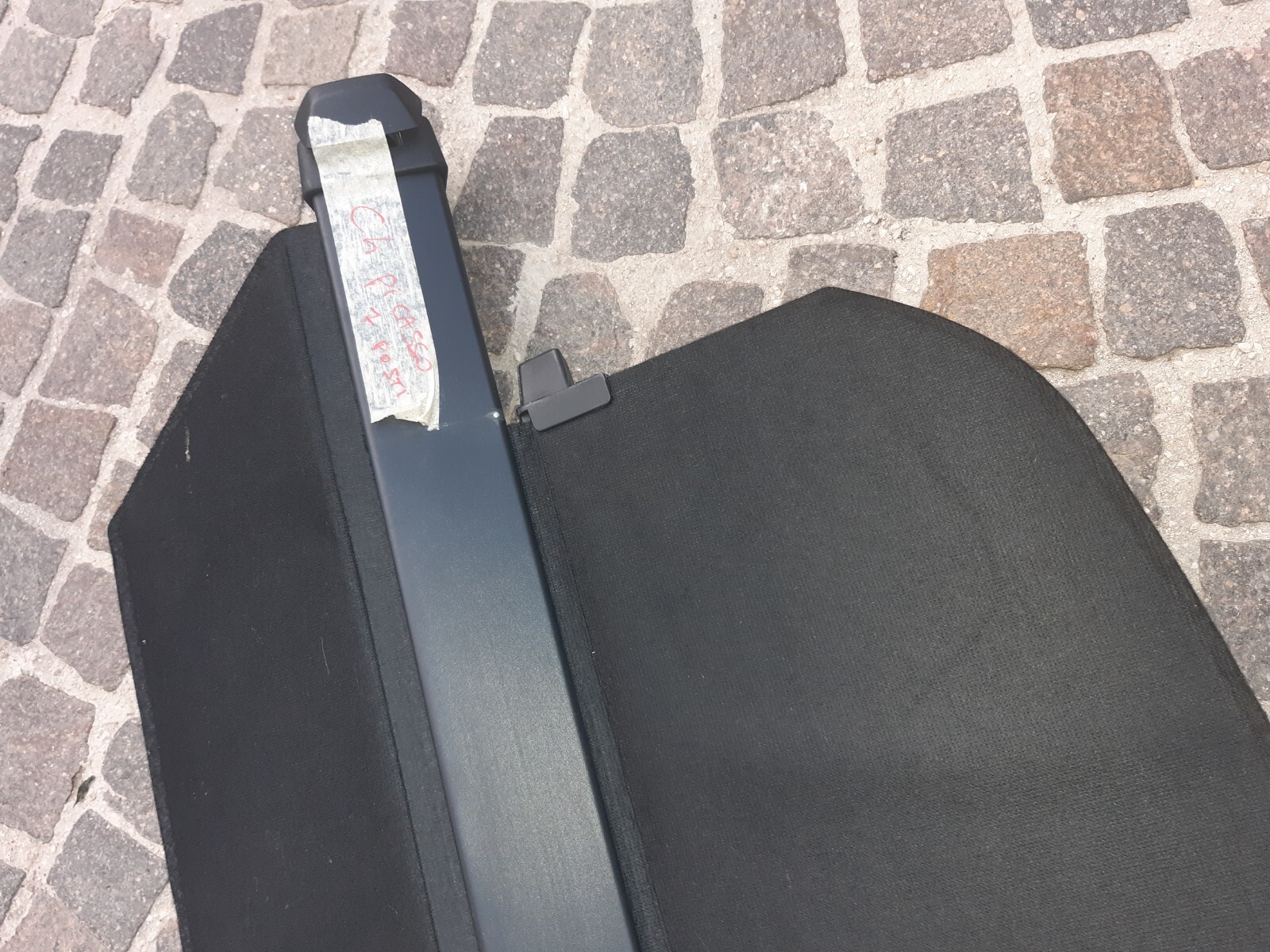 Foto 21 di 24