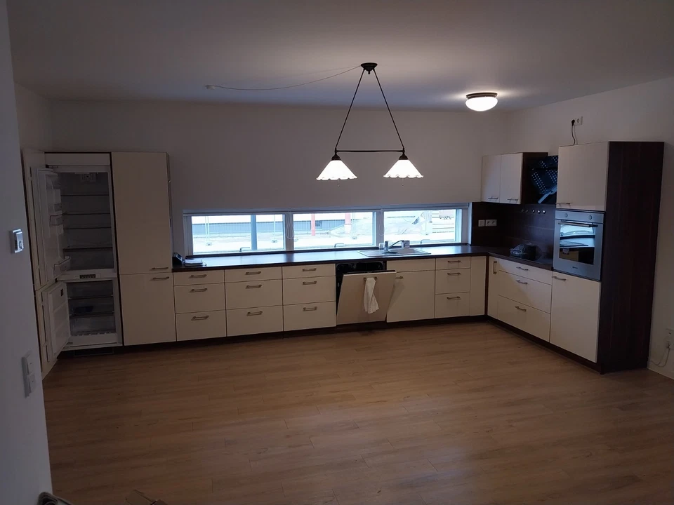 Einbauküche Pino, Farbe hell beige, Preis verhandelbar - Bild 2 von 3