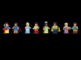 LEGO Disney:  Disney Cinderella Castle 43222 New & Unopened-Retired set