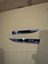 Emblema de guardabarros delantero izquierdo y derecho VW Passat B8 R-Line 561853688EFOD
