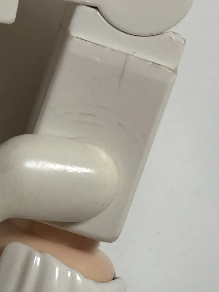 Minifigura LEGO exclusiva de Rag MankyJuJu Foto 4 de 4