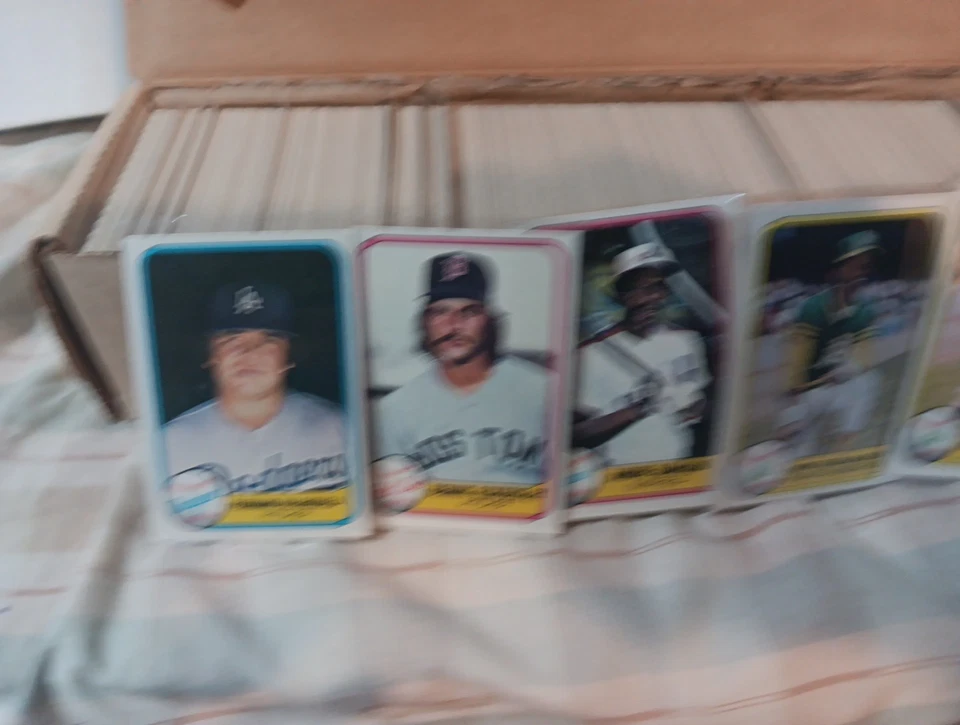 CONJUNTO COMPLETO DE 660 cartões de beisebol Fleer 1981 ~ RCs Harold Baines/Fernando Valenzuela - Imagem 2 de 3