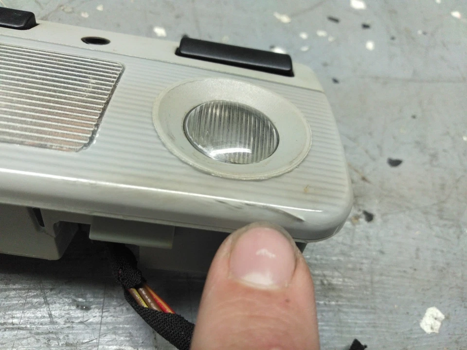 Luz de lectura interior delantera gris OEM BMW E38 740I 740IL E39 M5 530I 540I  Foto 4 de 4