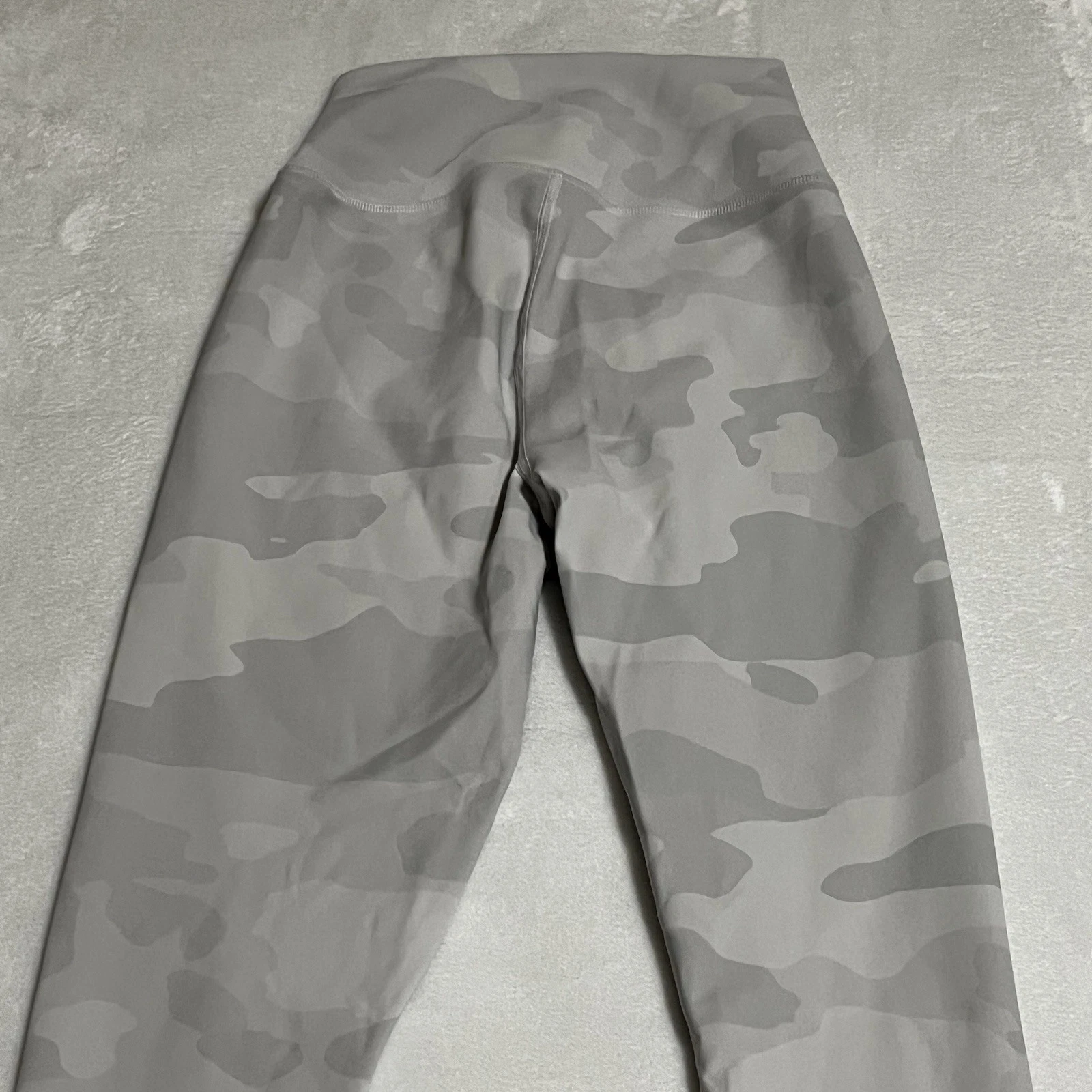 alo-yoga high-waist vapor camouflage leggings
