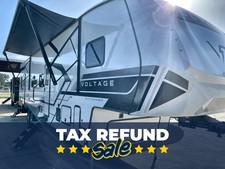 2025 Dutchmen Voltage V-Series 3800