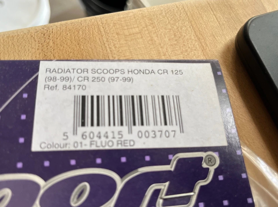 Cucharas de radiador Polisport rojo fluo HONDA CR125R 98-99 CR250R 97-99 Foto 2 de 3