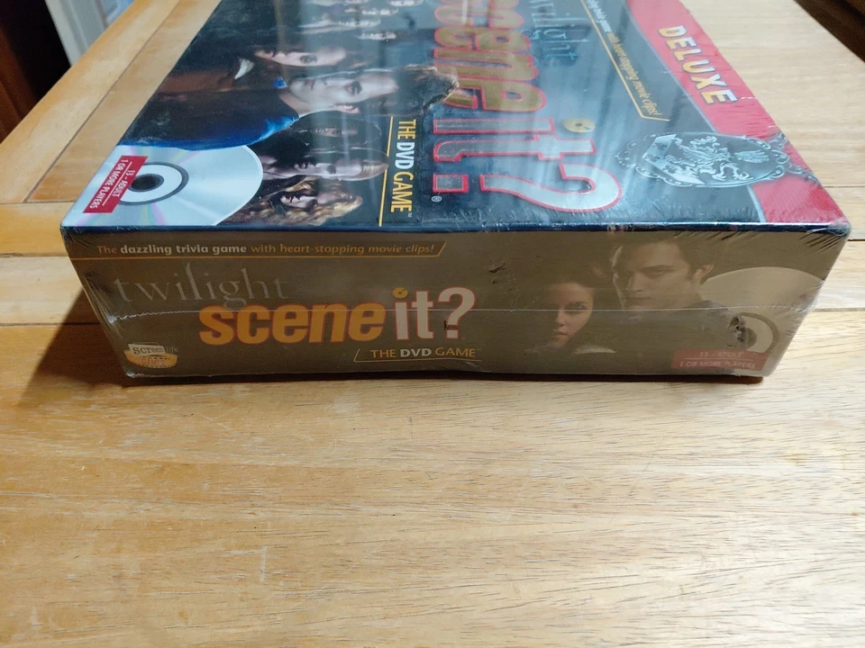 Twilight Scene it? Deluxe Edition 2009 DVD Board Video Game Vampires Gifts NEW - Image 3 of 4