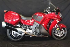 KAWASAKI CONCOURS 14 (2010 - CURRENT) Snake Skin Tank Grips: 62-0025-SS