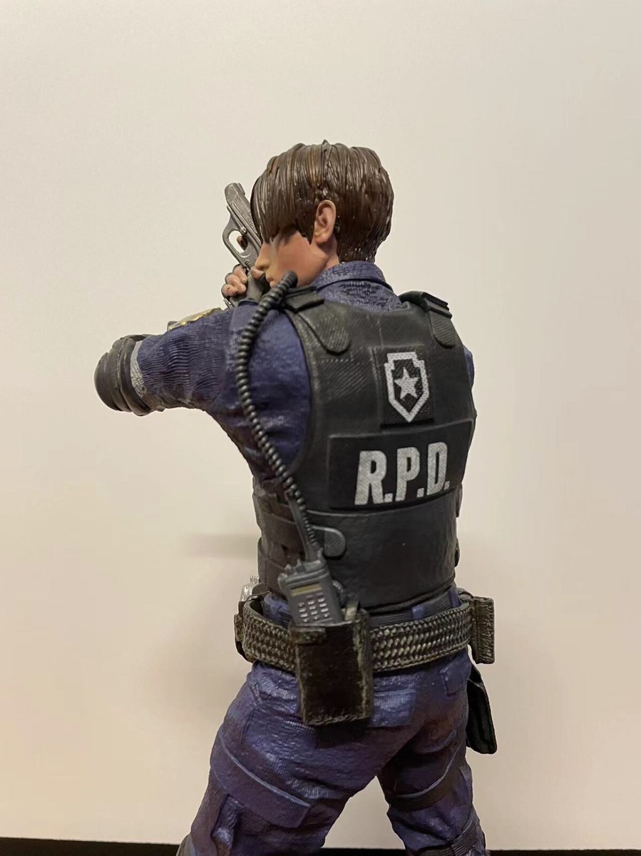 Biohazard Resident Evil 2 Leon Kennedy 1/6 Figure Statue with