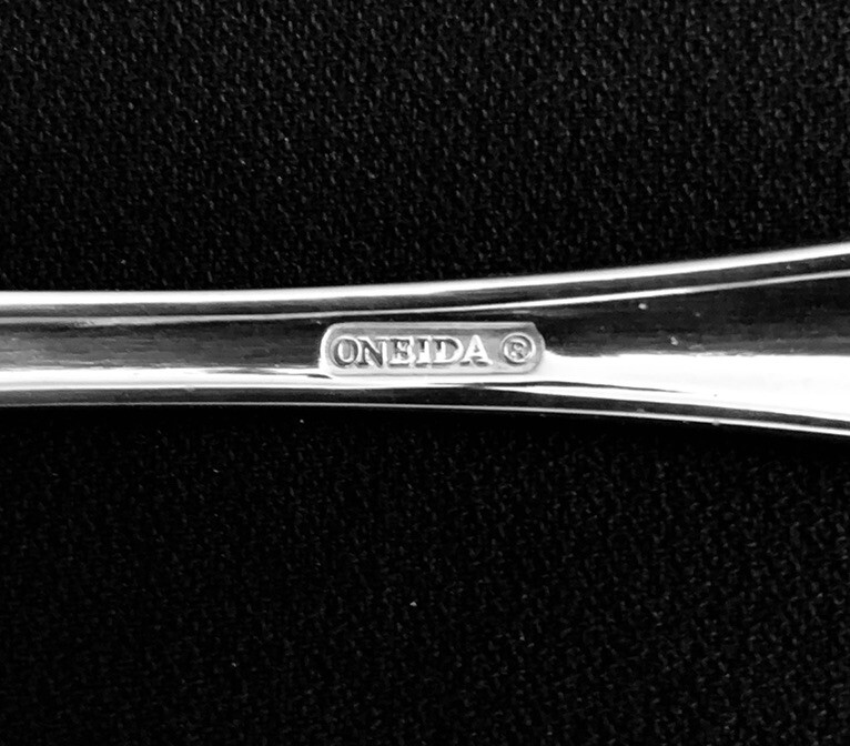 New ONEIDA Stainless COUNTESS 4 SALAD FORKS 7 1/8" Glossy Beaded