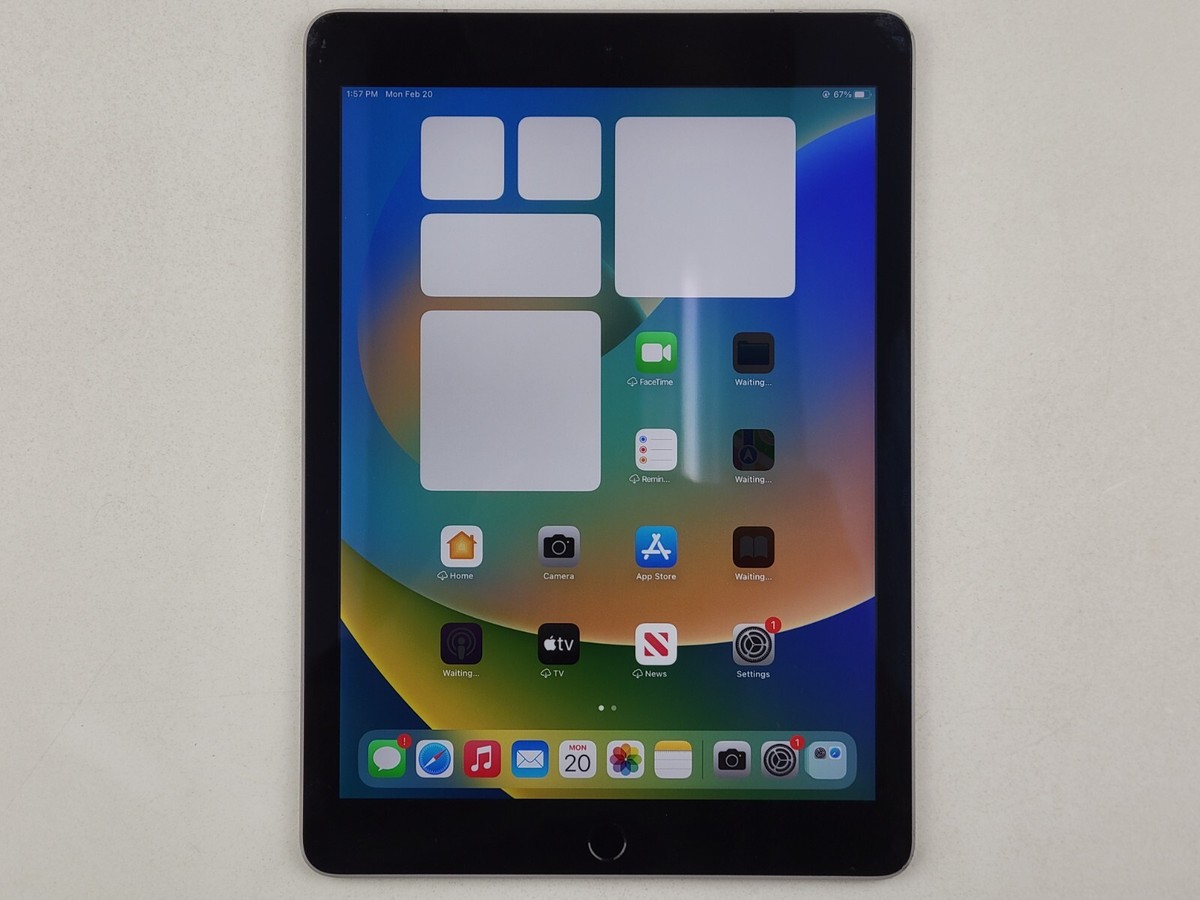 Apple iPad Pro 1st Gen. (A1674) 32GB, Wi-Fi + 4G (Unlocked