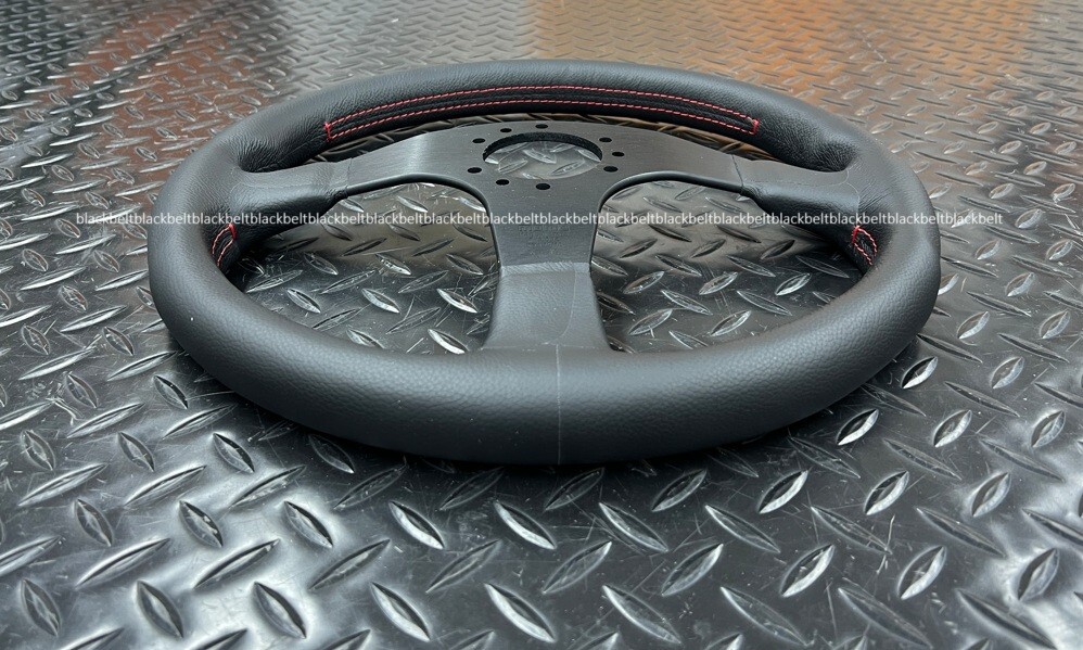 Honda Genuine ACURA NSX NA1 NA2 R MOMO STEERING WHEEL 78511